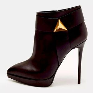 Giuseppe Zanotti  Black leather Emy stud ankle boot, 39,5 size